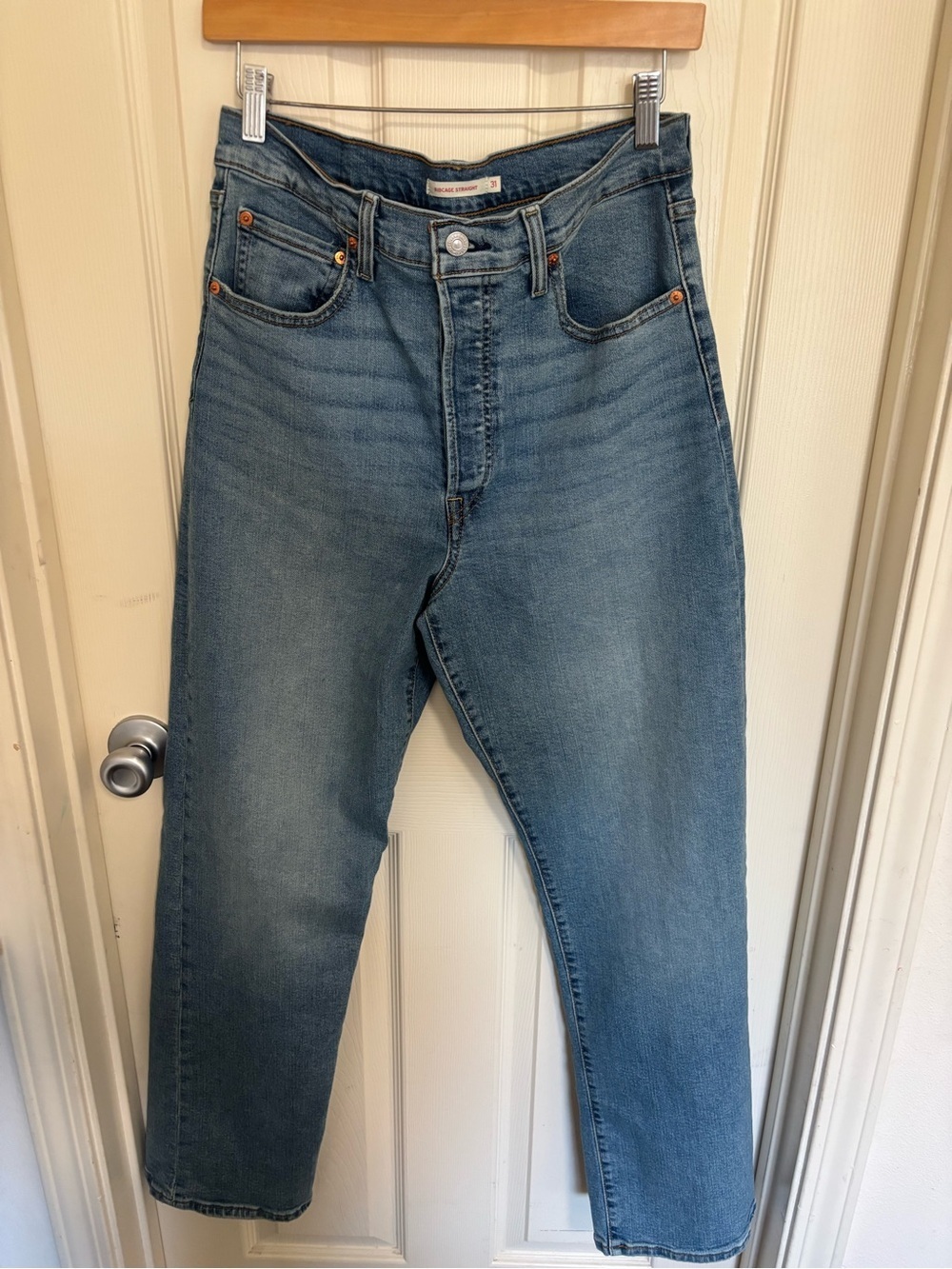 Levi’s Ribcage Straight Jeans W31 L32 Medium Wash Vintage Fade High Rise - Picture 9 of 13